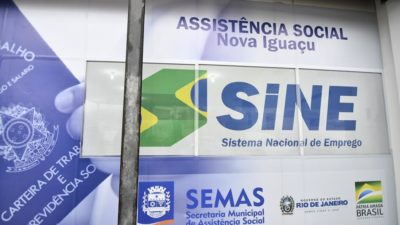 Nova Iguaçu: Posto do SINE ajuda quem está com dificuldade para se cadastrar no Auxílio Emergencial