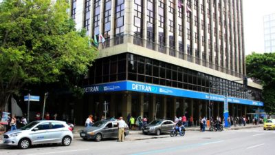 Detran vai parcelar multas em até 12 vezes no cartão de crédito