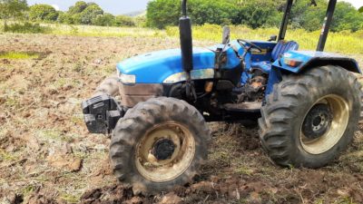 Queimados fornece equipamentos para pequenos produtores rurais