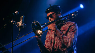 Trombonista da Baixada Fluminense lança single mesclando rap, samba e jazz