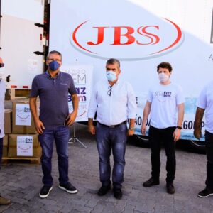 Prefeitura de Duque de Caxias recebe doação de EPIs do grupo JBS