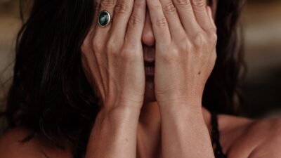 Importunação sexual: crime vitimou 1.154 mulheres fluminenses em 2019