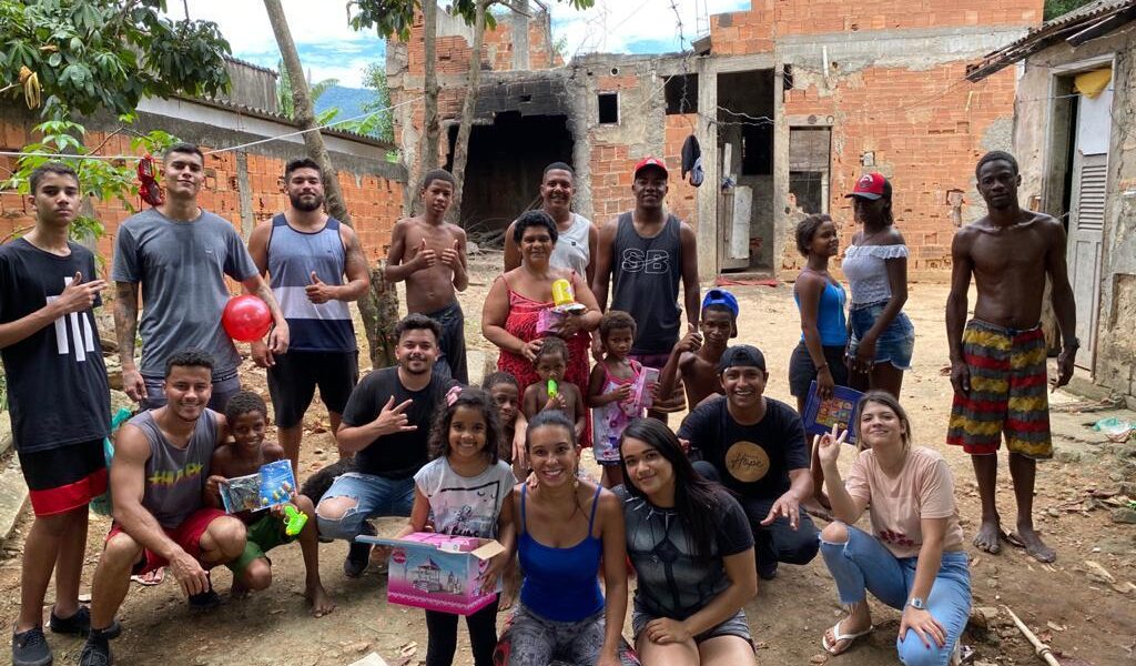 Ações beneficentes levam esperança para o fim de ano de famílias da Baixada Fluminense