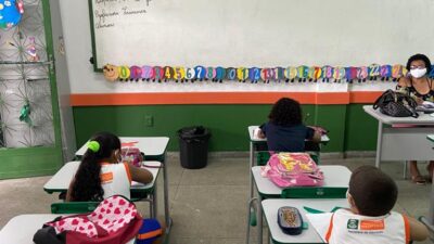 Nilópolis retoma as aulas presenciais para alunos de 2°, 5° e 9° anos