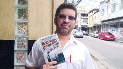 Escritor caxiense lança livro com foco nas memórias da sua cidade natal