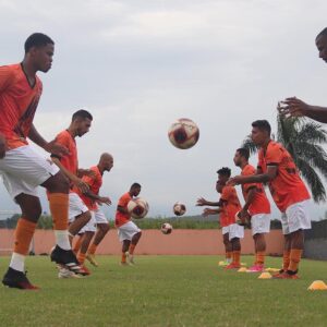 Futebol: Nova Iguaçu joga pela classificação para as semifinais da Taça Rio