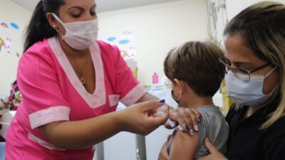 Cidades da Baixada Fluminense iniciam vacinação contra Influenza