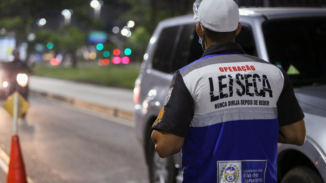 Operação Lei Seca retira mais de mil motoristas embriagados das ruas em maio