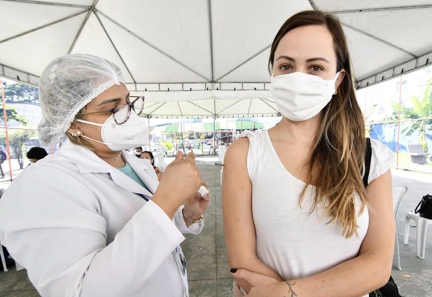 Nova Iguaçu vacina repescagem de todos os grupos nesta quarta-feira (22)