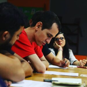Grupo Aleatórios realiza campanha para publicação de livro na Baixada Fluminense