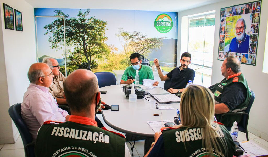 Nilópolis assina seu primeiro termo de coleta seletiva