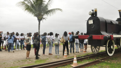 Guia de Pacobaíba: Primeira estrada de ferro do Brasil recebe estudantes de Magé