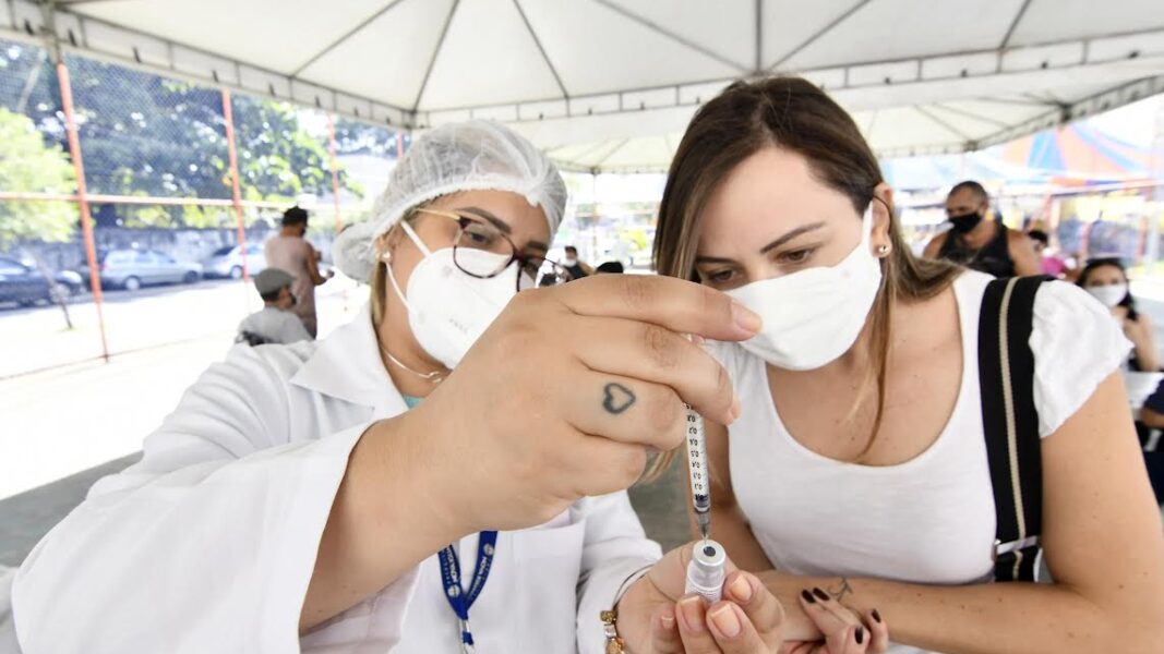 Nova Iguaçu atinge a marca de 1 milhão de doses aplicadas contra Covid-19