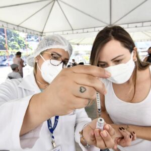 Nova Iguaçu atinge a marca de 1 milhão de doses aplicadas contra Covid-19
