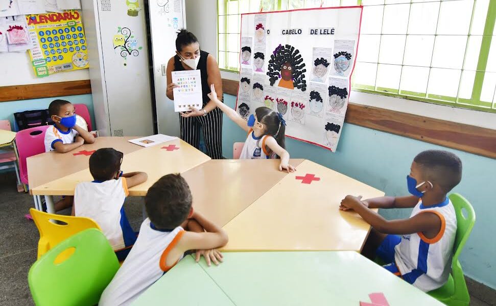 Segunda fase da pré-matrícula escolar na rede municipal de Nova Iguaçu começa nesta quarta-feira (12)