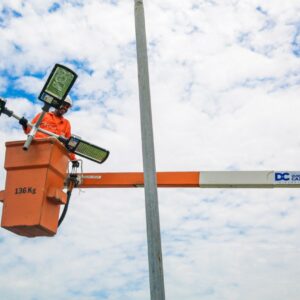 Duque de Caxias instala mais de 45 mil luminárias de Led no município