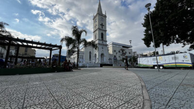 Igreja e Praça da Matriz