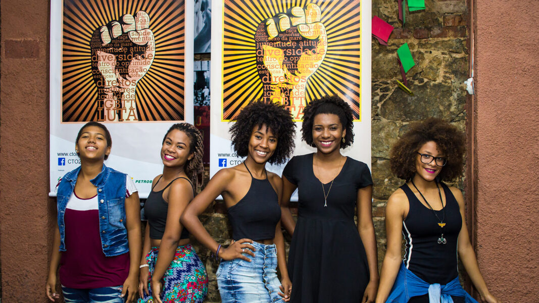 Caxias: projeto feminista reúne mulheres negras na Lira de Ouro