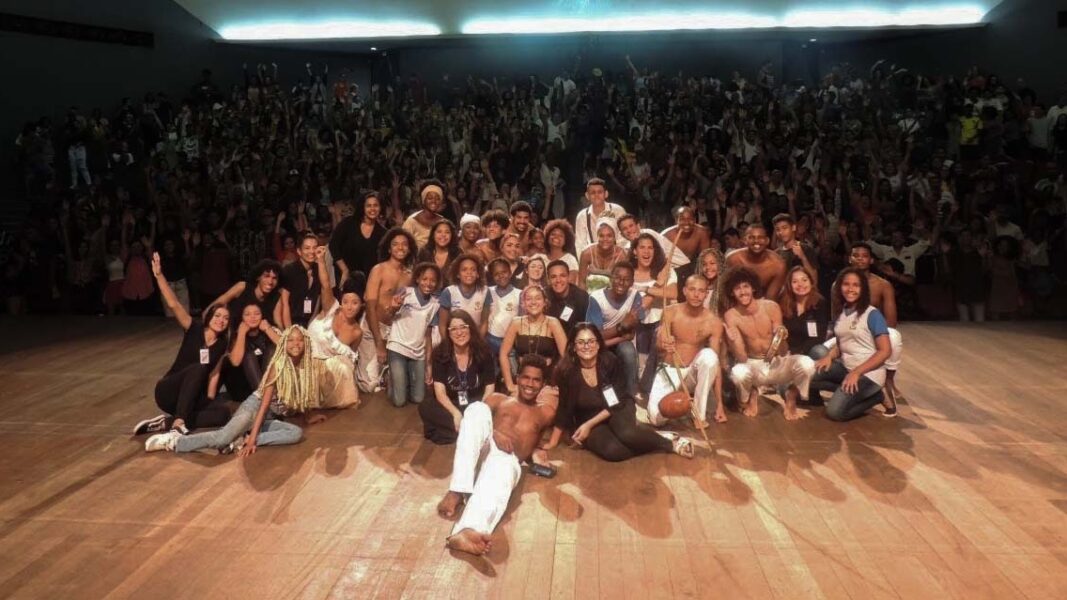 Caxias: Grupo Multiarte comemora 18 anos com dança, música, teatro e poesia no bairro 25 de Agosto