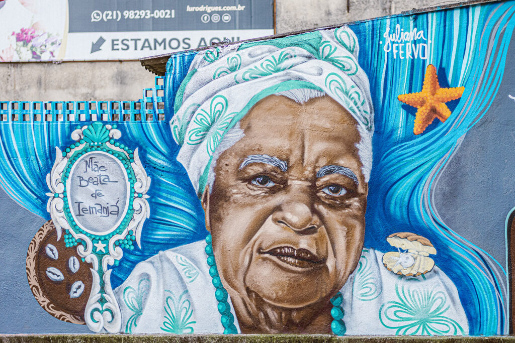 Graffiti da Mãe Beata de Yemanjá, feito pela artista Juliana Fervo. Foto: Divulgação/Getulio Ribeiro