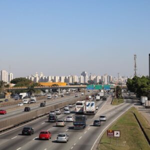 Rodovia Presidente Dutra: Melhores paradas da Baixada Fluminense a São Paulo