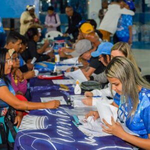 Beija-Flor de Nilópolis realiza recadastramento e inscrição para novos componentes