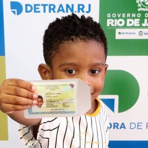 Detran.RJ já emite nova Carteira de Identidade Nacional para cidadãos até 30 anos de idade