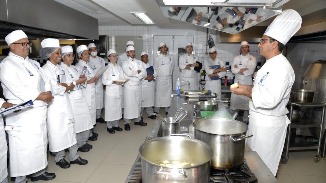 Faetec e Le Cordon Bleu abrem vagas para curso gratuito de gastronomia francesa