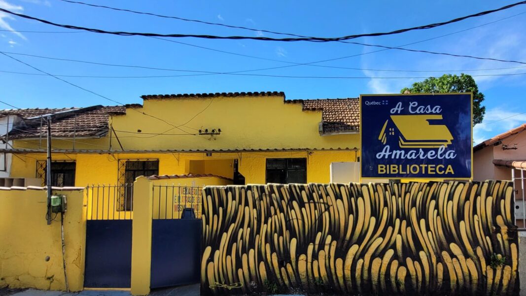 Biblioteca Comunitária em Anchieta arrecada doações para o bairro