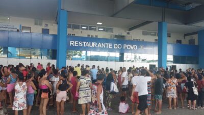 Chuvas: famílias afetadas em Duque de Caxias recebem cestas básicas