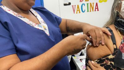 Baixada Fluminense participa do Dia D de vacinação contra a Influenza