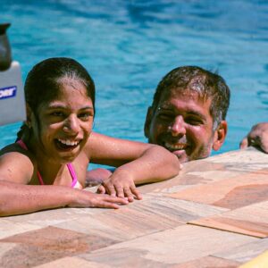 Queimados inicia oficina inclusiva de natação