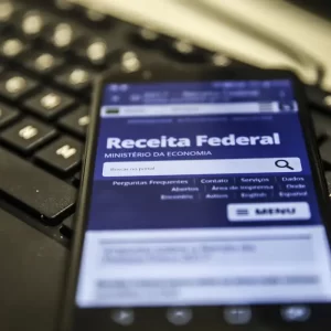 Consulta ao Terceiro Lote do Imposto de Renda 2024 Começa Hoje: 6,1 Milhões de Contribuintes Receberão R$ 8,5 Bilhões