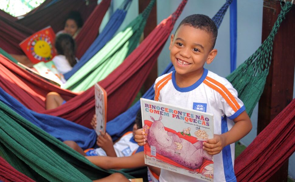 Nova Iguaçu cria redário para incentivar a leitura em escola de educação infantil