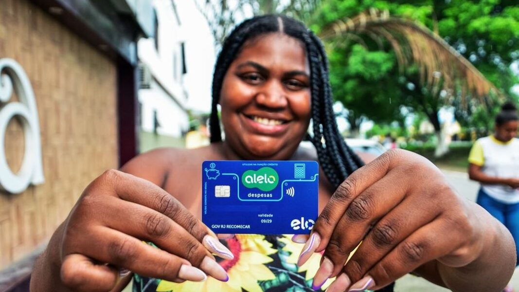 Cartão Recomeçar pode ser retirado só até 29/11 em Magé