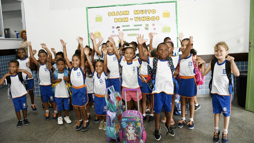 Pré-matrícula online para escolas municipais de Nova Iguaçu já começou