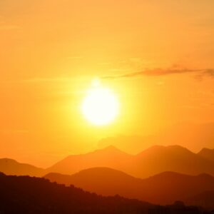 Temperatura poderá chegar a 39ºC nesta quinta (28); previsão aponta chuva no fim-de-semana