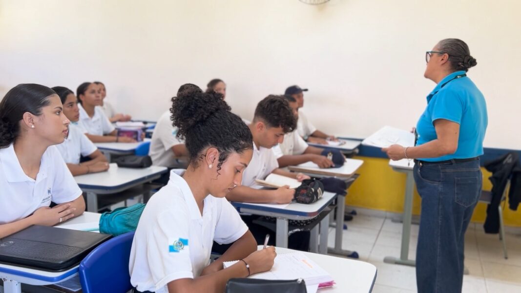 Primeira fase da matrícula para novos alunos na rede estadual de ensino começa nesta quinta-feira (14/11)