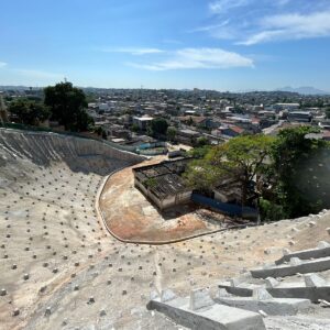 Obras de contenção de encostas trazem mais segurança a moradores de Belford Roxo