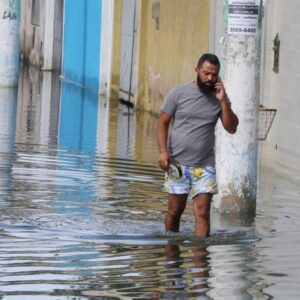 São João de Meriti firma parceria com UFRJ e UNESCO para combater enchentes