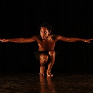 “Macacos”, aclamado espetáculo de Clayton Nascimento, chega ao Teatro Nova Iguaçu Petrobras