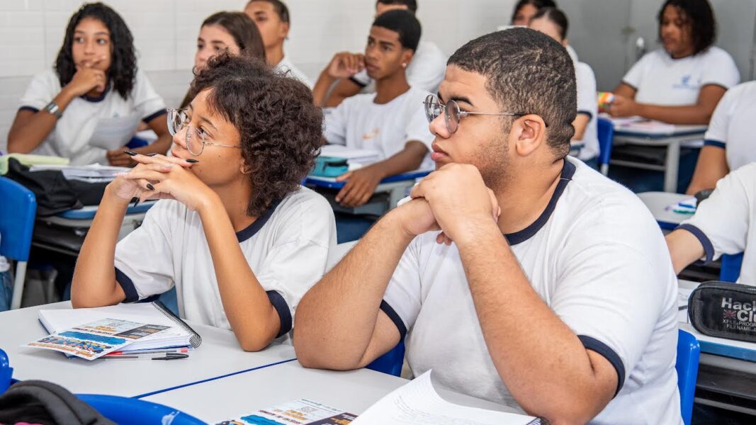 Projeto UERJ oferece curso on-line gratuito para etapa discursiva do vestibular