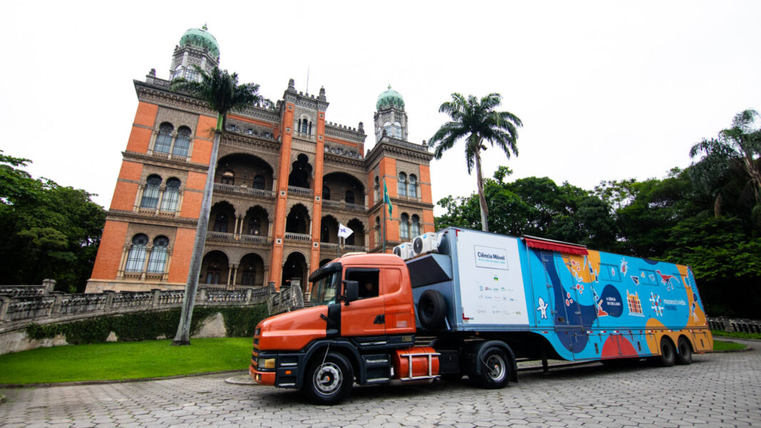 Nilópolis recebe o Ciência Móvel com quatro dias de experiências científicas gratuitas