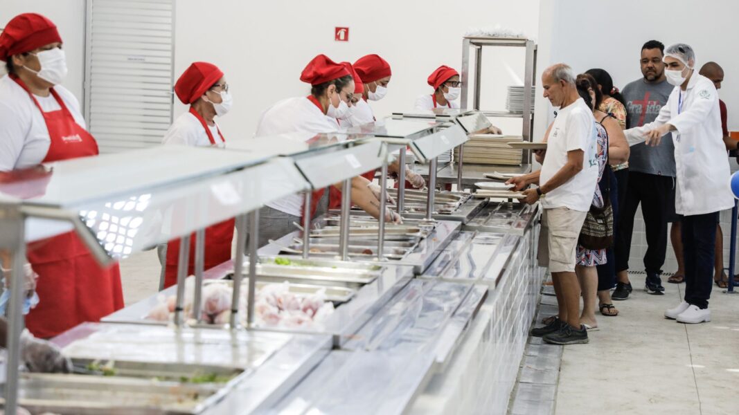 Restaurante do Povo de Queimados oferece refeições a partir de R$ 0,50 para população