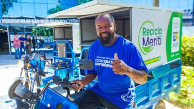 Prefeitura de Meriti entrega veículos elétricos para fortalecer a coleta seletiva