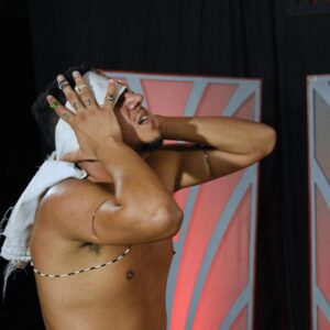 “Nyogolon” é espetáculo que promove o resgate da ancestralidade afrodiaspórica e da afetividade negra em Nova Iguaçu