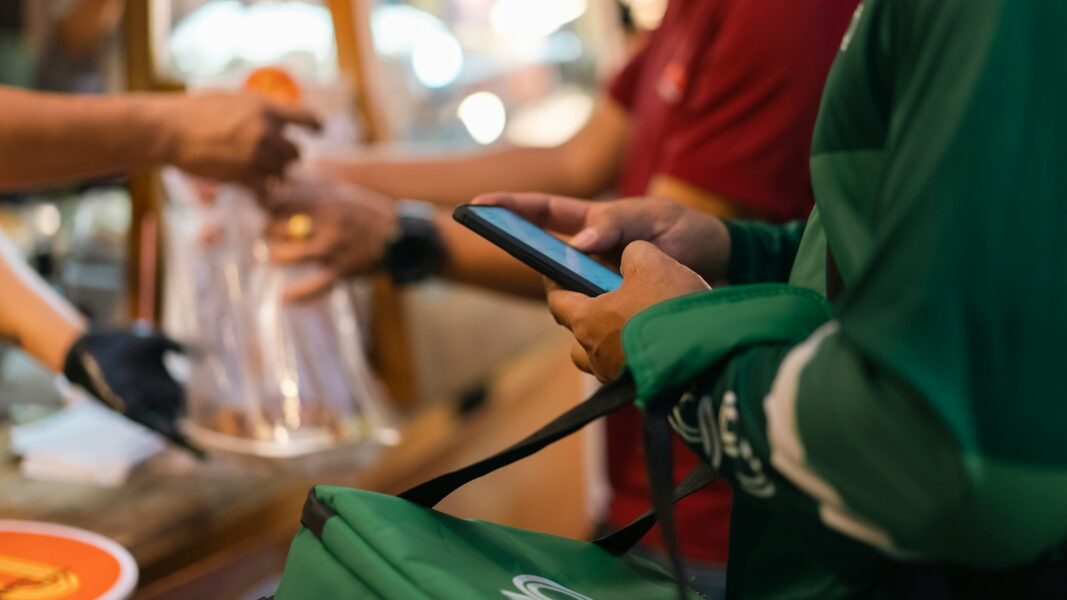 Plataformas de delivery têm 30 dias para se adequar às novas diretrizes publicadas pela Secretaria de Estado de Defesa do Consumidor