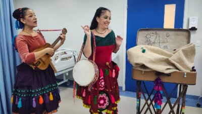 Doutores da Alegria levam arte e afeto ao Hospital Adão Pereira Nunes, em Duque de Caxias