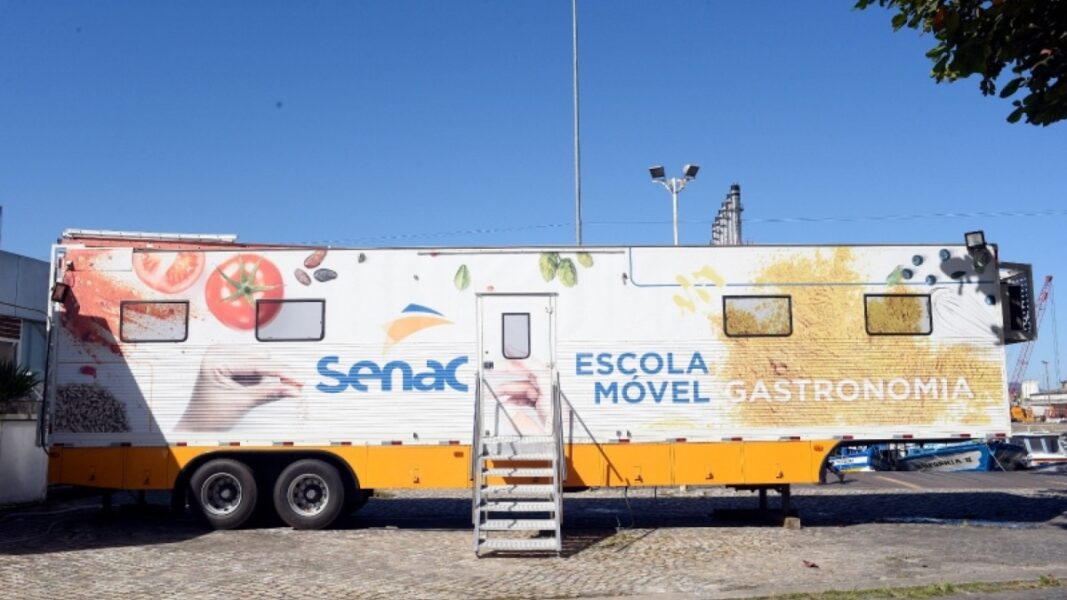 Escola Móvel do Senac RJ chega em Paracambi com mais de 100 vagas gratuitas em cursos de gastronomia