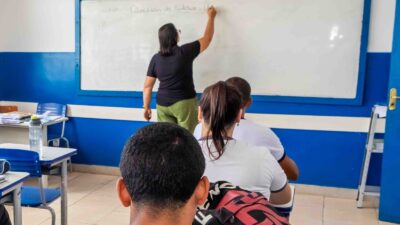 Secretaria de Educação abre processo seletivo para contratação de professor temporário